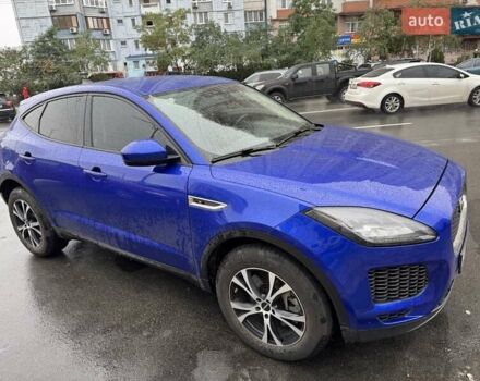 Синий Ягуар E-Pace, объемом двигателя 2 л и пробегом 50 тыс. км за 27000 $, фото 2 на Automoto.ua
