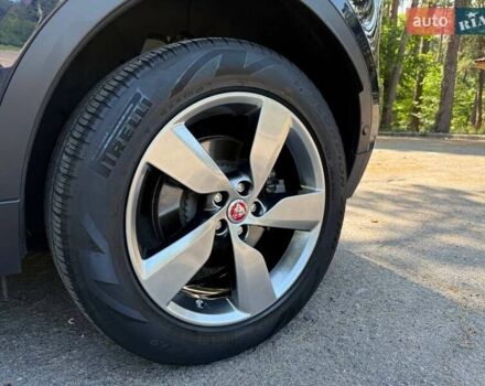 Синий Ягуар E-Pace, объемом двигателя 2 л и пробегом 65 тыс. км за 36990 $, фото 14 на Automoto.ua
