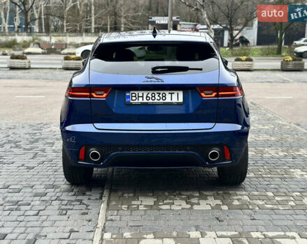 Синий Ягуар E-Pace, объемом двигателя 2 л и пробегом 21 тыс. км за 47700 $, фото 4 на Automoto.ua
