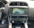 Белый Ягуар Ф-Пейс, объемом двигателя 0 л и пробегом 79 тыс. км за 5600 $, фото 9 на Automoto.ua