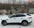 Белый Ягуар Ф-Пейс, объемом двигателя 3 л и пробегом 65 тыс. км за 26900 $, фото 49 на Automoto.ua
