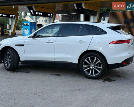 Белый Ягуар Ф-Пейс, объемом двигателя 3 л и пробегом 77 тыс. км за 26500 $, фото 12 на Automoto.ua