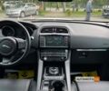 Белый Ягуар Ф-Пейс, объемом двигателя 2 л и пробегом 87 тыс. км за 25700 $, фото 21 на Automoto.ua