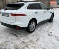 Белый Ягуар Ф-Пейс, объемом двигателя 3 л и пробегом 65 тыс. км за 26900 $, фото 61 на Automoto.ua