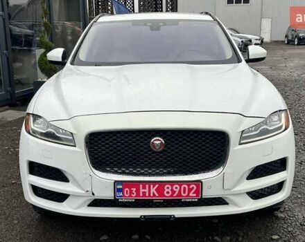 Белый Ягуар Ф-Пейс, объемом двигателя 3 л и пробегом 173 тыс. км за 14900 $, фото 1 на Automoto.ua