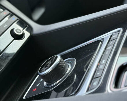 Білий Ягуар Ф-Пейс, об'ємом двигуна 2 л та пробігом 209 тис. км за 17900 $, фото 37 на Automoto.ua