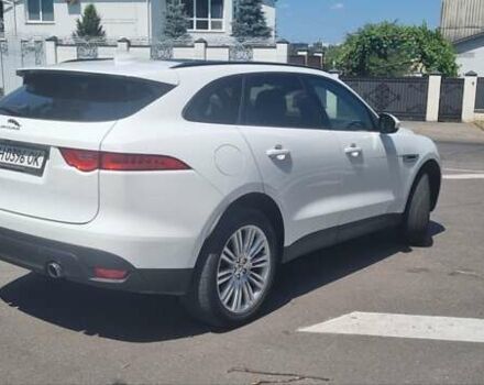 Белый Ягуар Ф-Пейс, объемом двигателя 3 л и пробегом 186 тыс. км за 19300 $, фото 1 на Automoto.ua