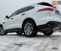 Белый Ягуар Ф-Пейс, объемом двигателя 3 л и пробегом 65 тыс. км за 26900 $, фото 51 на Automoto.ua