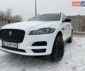 Белый Ягуар Ф-Пейс, объемом двигателя 3 л и пробегом 65 тыс. км за 26900 $, фото 78 на Automoto.ua