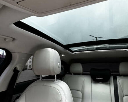 Белый Ягуар Ф-Пейс, объемом двигателя 3 л и пробегом 153 тыс. км за 20500 $, фото 19 на Automoto.ua