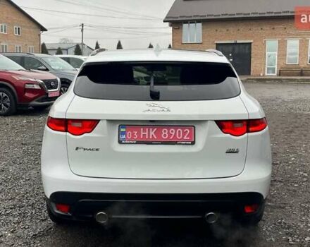 Белый Ягуар Ф-Пейс, объемом двигателя 3 л и пробегом 173 тыс. км за 14900 $, фото 3 на Automoto.ua