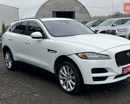 Белый Ягуар Ф-Пейс, объемом двигателя 3 л и пробегом 173 тыс. км за 14900 $, фото 2 на Automoto.ua
