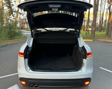 Ягуар Ф-Пейс 2016 у Буче на Automoto.ua Білий Ягуар Ф-Пейс, об'ємом двигуна 2 л та пробігом 155 тис. км за 18700 $, фото 14 на Automoto.ua