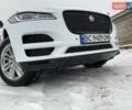 Белый Ягуар Ф-Пейс, объемом двигателя 3 л и пробегом 65 тыс. км за 26900 $, фото 4 на Automoto.ua