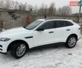 Белый Ягуар Ф-Пейс, объемом двигателя 3 л и пробегом 65 тыс. км за 26900 $, фото 46 на Automoto.ua