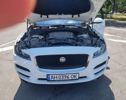 Белый Ягуар Ф-Пейс, объемом двигателя 3 л и пробегом 186 тыс. км за 19300 $, фото 26 на Automoto.ua