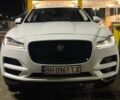 Белый Ягуар Ф-Пейс, объемом двигателя 3 л и пробегом 77 тыс. км за 26500 $, фото 1 на Automoto.ua