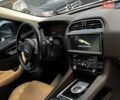 Белый Ягуар Ф-Пейс, объемом двигателя 3 л и пробегом 173 тыс. км за 14900 $, фото 3 на Automoto.ua