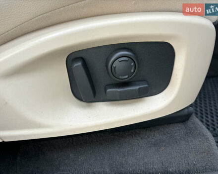 Білий Ягуар Ф-Пейс, об'ємом двигуна 2 л та пробігом 199 тис. км за 22900 $, фото 62 на Automoto.ua