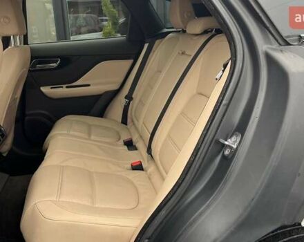 Белый Ягуар Ф-Пейс, объемом двигателя 3 л и пробегом 173 тыс. км за 14900 $, фото 33 на Automoto.ua