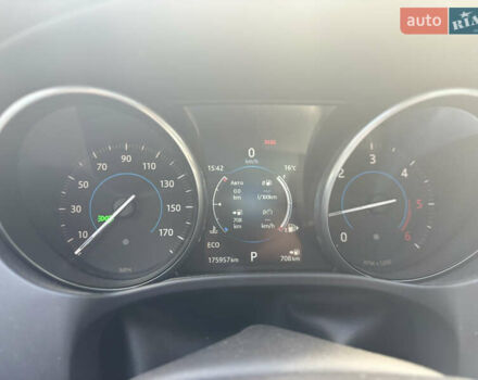 Білий Ягуар Ф-Пейс, об'ємом двигуна 2 л та пробігом 199 тис. км за 22900 $, фото 33 на Automoto.ua