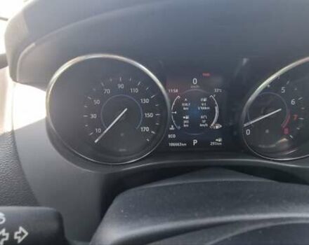 Белый Ягуар Ф-Пейс, объемом двигателя 3 л и пробегом 186 тыс. км за 19300 $, фото 20 на Automoto.ua