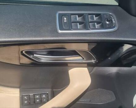 Белый Ягуар Ф-Пейс, объемом двигателя 3 л и пробегом 186 тыс. км за 19300 $, фото 8 на Automoto.ua