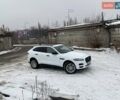 Белый Ягуар Ф-Пейс, объемом двигателя 3 л и пробегом 65 тыс. км за 26900 $, фото 34 на Automoto.ua