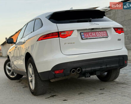 Білий Ягуар Ф-Пейс, об'ємом двигуна 2 л та пробігом 209 тис. км за 17900 $, фото 28 на Automoto.ua