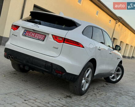 Білий Ягуар Ф-Пейс, об'ємом двигуна 2 л та пробігом 209 тис. км за 17900 $, фото 20 на Automoto.ua