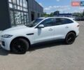 Белый Ягуар Ф-Пейс, объемом двигателя 3 л и пробегом 124 тыс. км за 27000 $, фото 7 на Automoto.ua