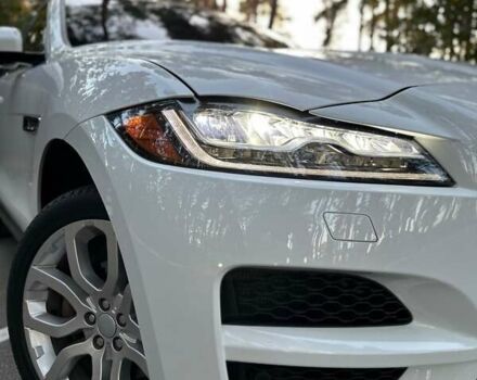 Ягуар Ф-Пейс 2016 у Буче на Automoto.ua Білий Ягуар Ф-Пейс, об'ємом двигуна 2 л та пробігом 155 тис. км за 18700 $, фото 2 на Automoto.ua