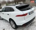 Белый Ягуар Ф-Пейс, объемом двигателя 3 л и пробегом 65 тыс. км за 26900 $, фото 55 на Automoto.ua