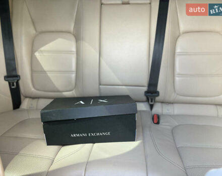 Білий Ягуар Ф-Пейс, об'ємом двигуна 2 л та пробігом 199 тис. км за 22900 $, фото 54 на Automoto.ua