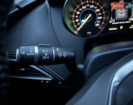 Белый Ягуар Ф-Пейс, объемом двигателя 3 л и пробегом 160 тыс. км за 25500 $, фото 49 на Automoto.ua