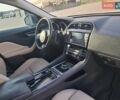 Білий Ягуар Ф-Пейс, об'ємом двигуна 2 л та пробігом 122 тис. км за 24400 $, фото 71 на Automoto.ua
