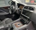 Белый Ягуар Ф-Пейс, объемом двигателя 2 л и пробегом 102 тыс. км за 24500 $, фото 20 на Automoto.ua
