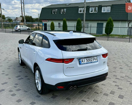 Белый Ягуар Ф-Пейс, объемом двигателя 2 л и пробегом 128 тыс. км за 23700 $, фото 10 на Automoto.ua