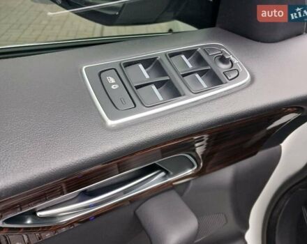 Белый Ягуар Ф-Пейс, объемом двигателя 2 л и пробегом 102 тыс. км за 24500 $, фото 14 на Automoto.ua