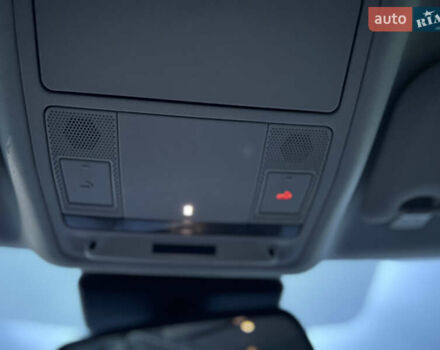 Белый Ягуар Ф-Пейс, объемом двигателя 3 л и пробегом 160 тыс. км за 25500 $, фото 48 на Automoto.ua