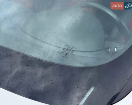 Білий Ягуар Ф-Пейс, об'ємом двигуна 2 л та пробігом 100 тис. км за 25700 $, фото 17 на Automoto.ua