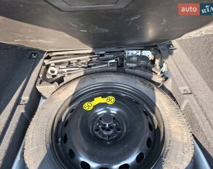 Білий Ягуар Ф-Пейс, об'ємом двигуна 2 л та пробігом 122 тис. км за 24400 $, фото 28 на Automoto.ua