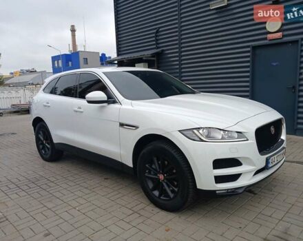 Белый Ягуар Ф-Пейс, объемом двигателя 2 л и пробегом 102 тыс. км за 24500 $, фото 8 на Automoto.ua