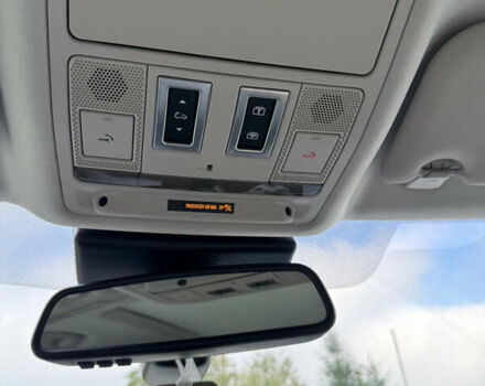 Белый Ягуар Ф-Пейс, объемом двигателя 3 л и пробегом 151 тыс. км за 22900 $, фото 18 на Automoto.ua