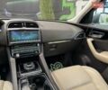 Белый Ягуар Ф-Пейс, объемом двигателя 3 л и пробегом 145 тыс. км за 22990 $, фото 50 на Automoto.ua