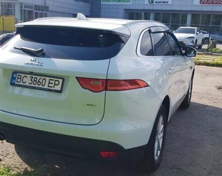 Білий Ягуар Ф-Пейс, об'ємом двигуна 2 л та пробігом 162 тис. км за 27000 $, фото 18 на Automoto.ua