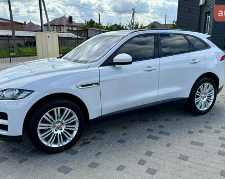 Белый Ягуар Ф-Пейс, объемом двигателя 2 л и пробегом 128 тыс. км за 23700 $, фото 8 на Automoto.ua