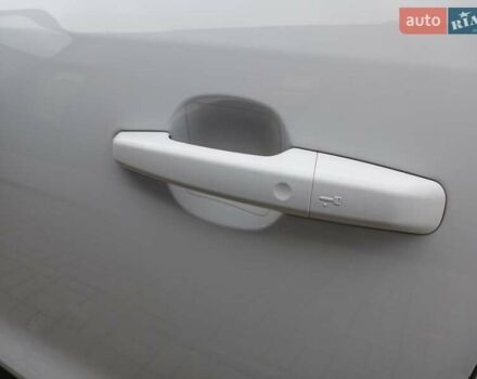 Белый Ягуар Ф-Пейс, объемом двигателя 2 л и пробегом 102 тыс. км за 24500 $, фото 16 на Automoto.ua