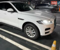 Білий Ягуар Ф-Пейс, об'ємом двигуна 2 л та пробігом 150 тис. км за 26000 $, фото 6 на Automoto.ua