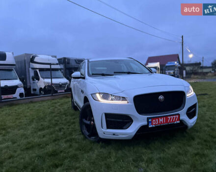 Белый Ягуар Ф-Пейс, объемом двигателя 3 л и пробегом 160 тыс. км за 25500 $, фото 60 на Automoto.ua